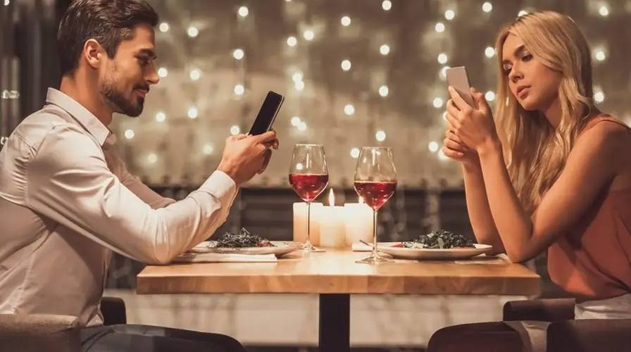 Ghosting, Breadcrumbing, and Benching: Understanding Modern Dating Trends