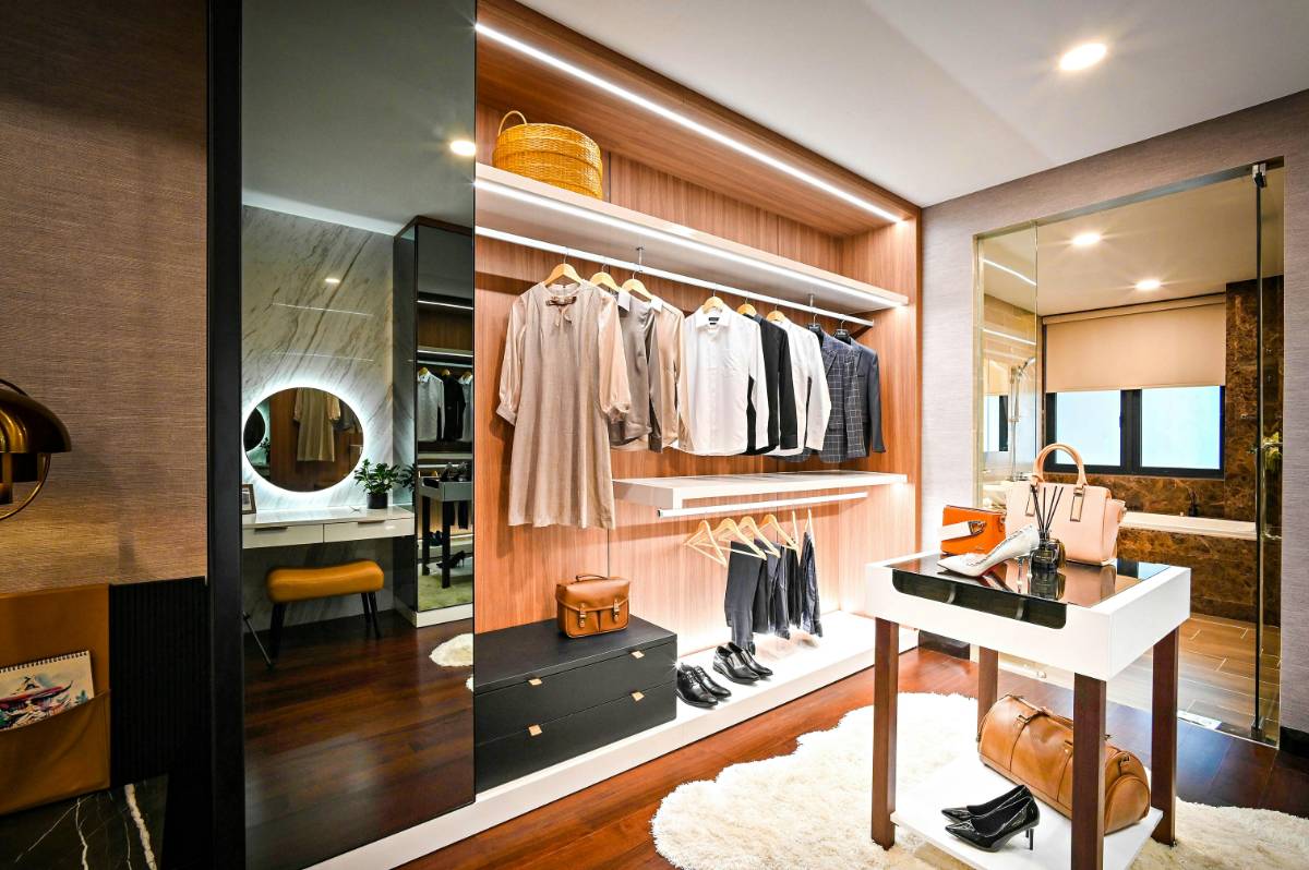 Wardrobe Must-Haves for a Polished and Elegant Look